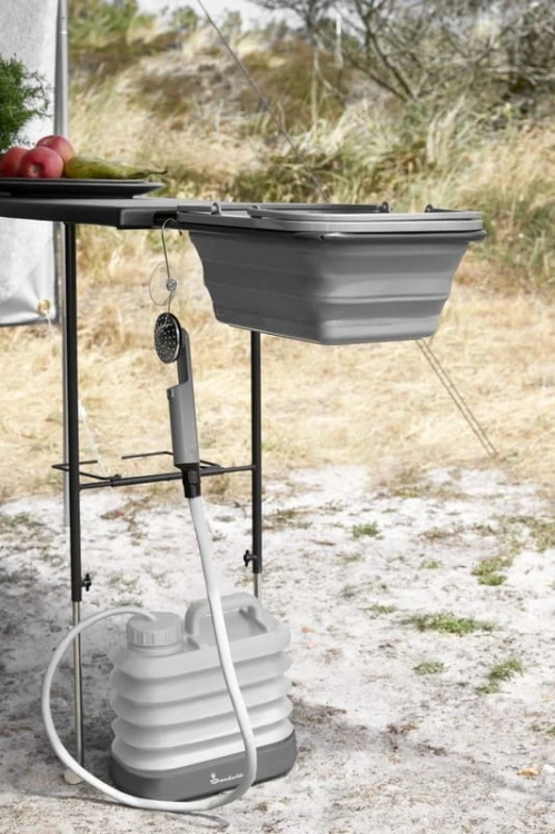 Water-tab_tank_tub.jpg